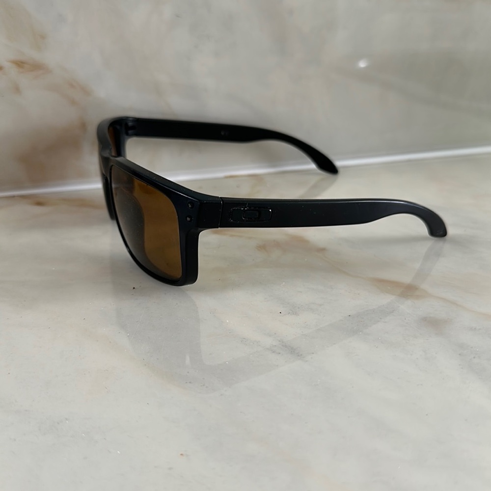 Oakley Holbrook USED